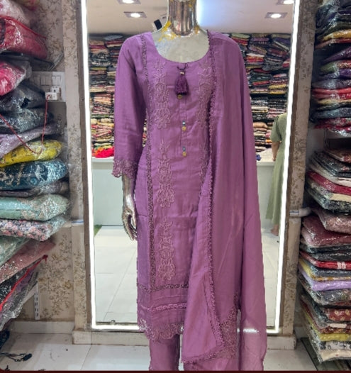 Pure Premium Maslin Three Piece Suit in Lavender Colour