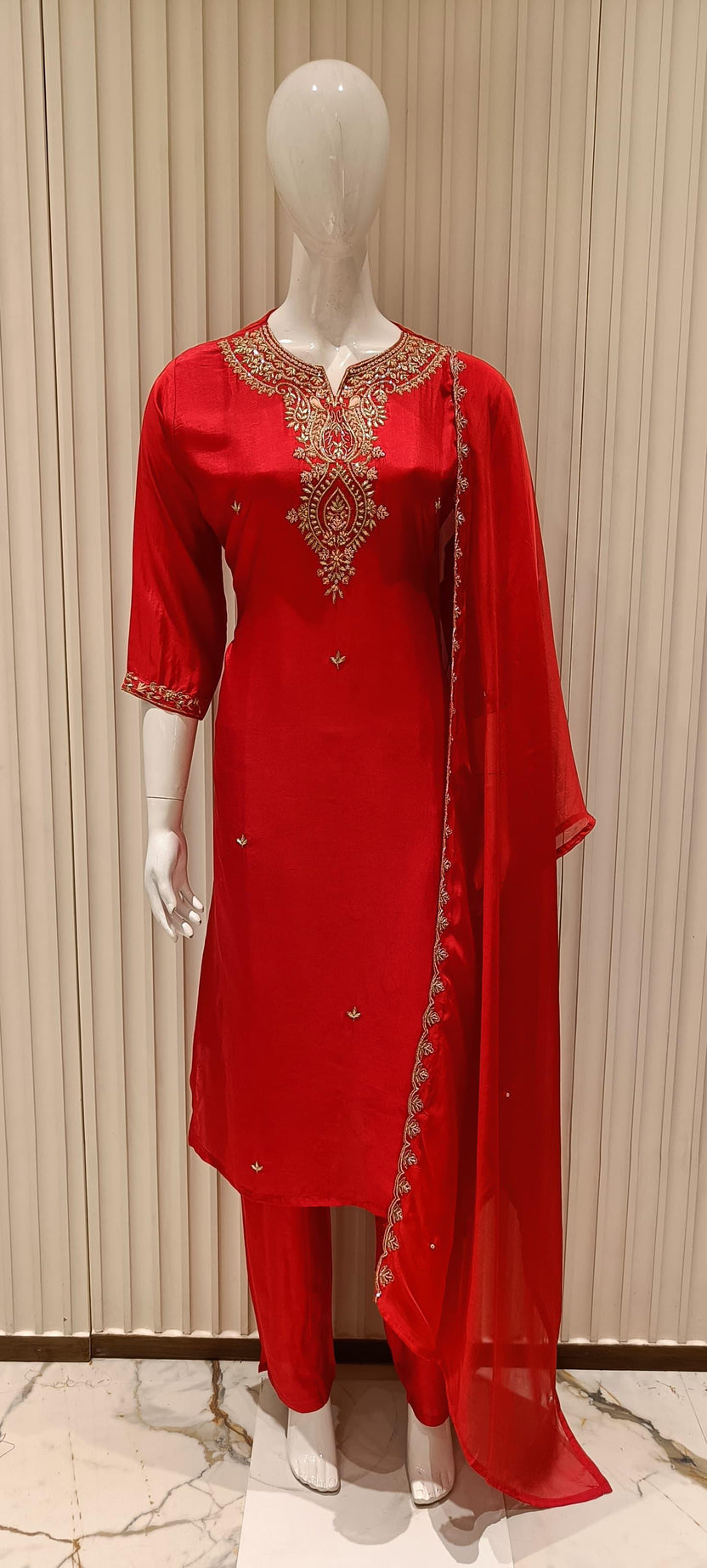 Pure Dola Silk 3-piece set in vibrant red!
