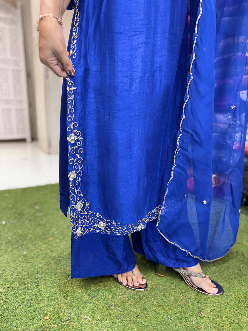 Dola Silk 3 Piece Suit