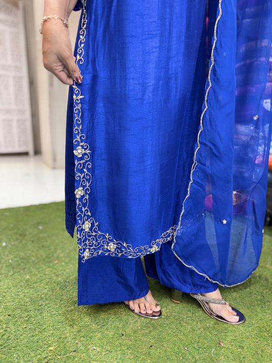 Dola Silk 3 Piece Suit