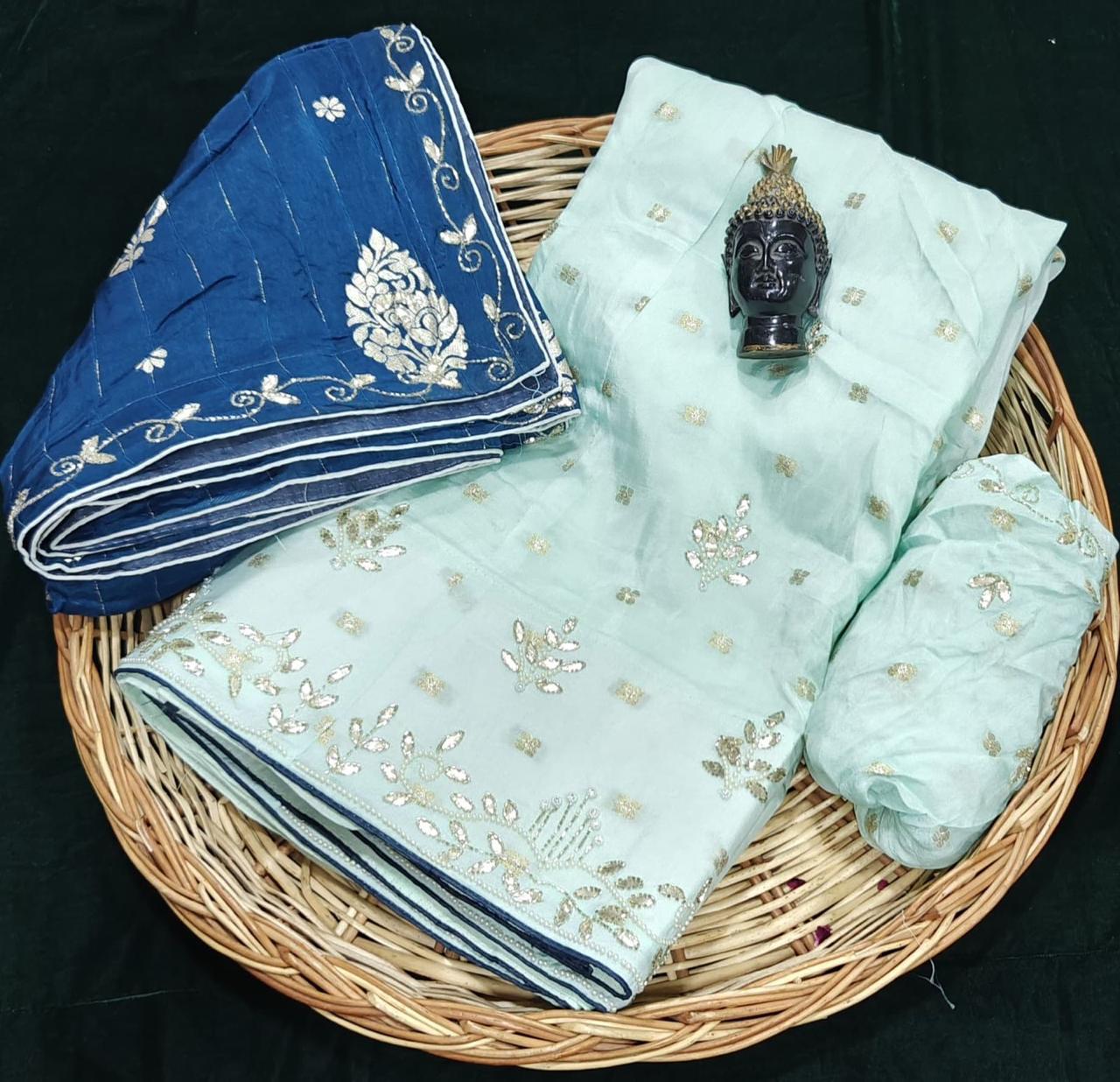 Upada  zari boti febric lehnga MX zari banarsi Duptta